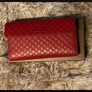 AUTHENTIC Gucci Guccissima Leather Wallet in RED
